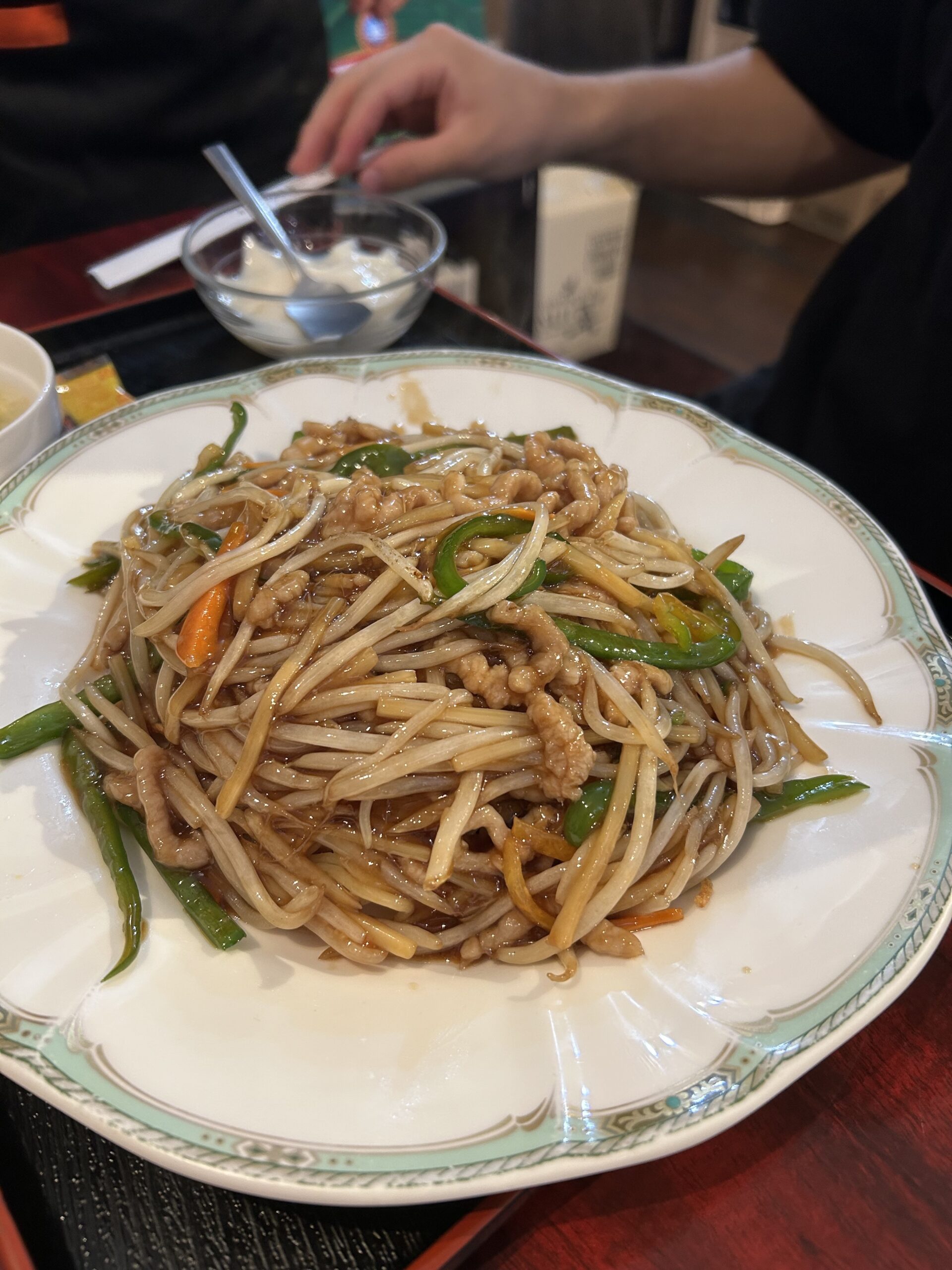 新鎌ヶ谷・香満楼の肉絲もやし炒め（豆芽炒肉絲）