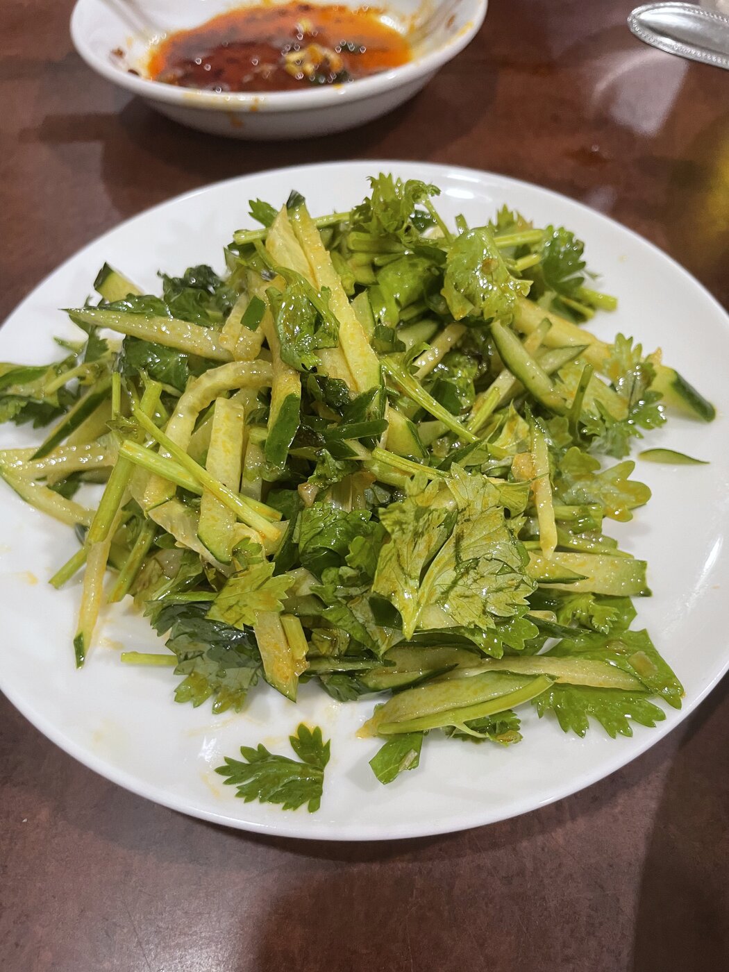 晴々飯店 パクチーと胡瓜の和え物