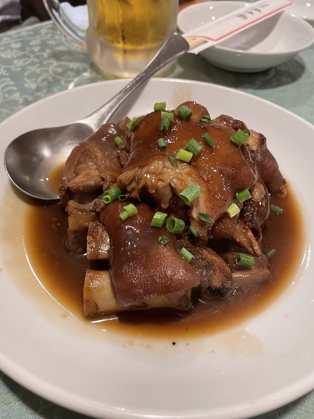 東生園 豚足の醤油煮込み 紅焼蹄膀