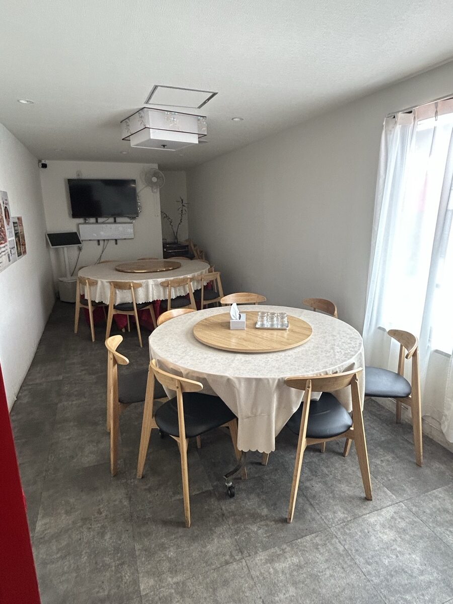 麻辣十食 個室 円卓