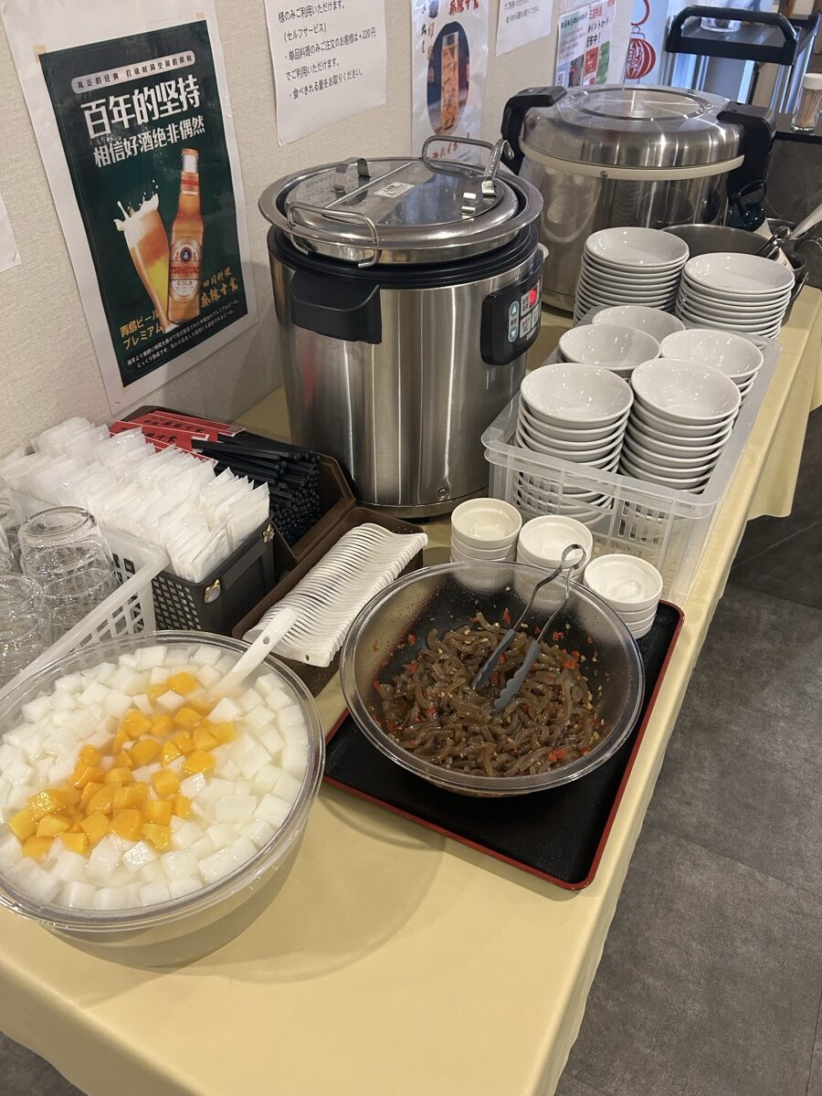 麻辣十食 セルフサービスコーナー